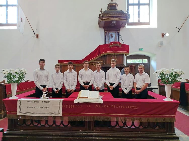 Konfirmáció és keresztelés 02